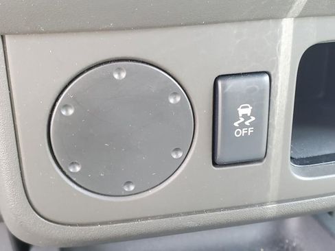Used 2013 Nissan Xterra S RWD image 25