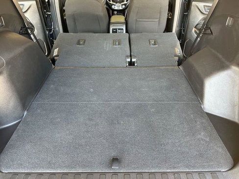 Used 2023 Chevrolet Equinox LT FWD image 22