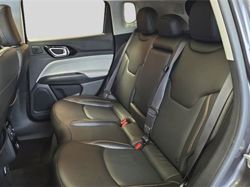 Used 2022 Jeep Compass Limited w/ Sun and Sound Group image 15