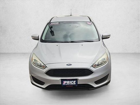 Used 2016 Ford Focus SE FWD image 28