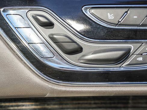 Used 2021 Lincoln Navigator L Black Label w/ Special Edition Package image 18