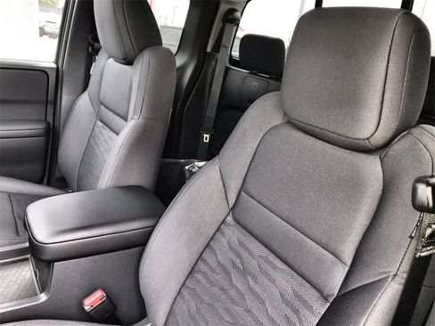 New 2026 Nissan Frontier S image 11