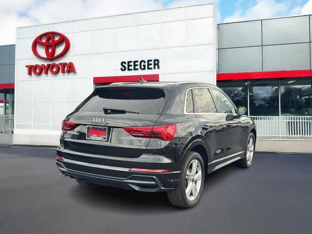 Used 2021 Audi Q3 2.0T Premium AWD/4WD image 3