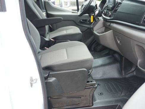 Used 2024 Ford Transit 350 XL image 18