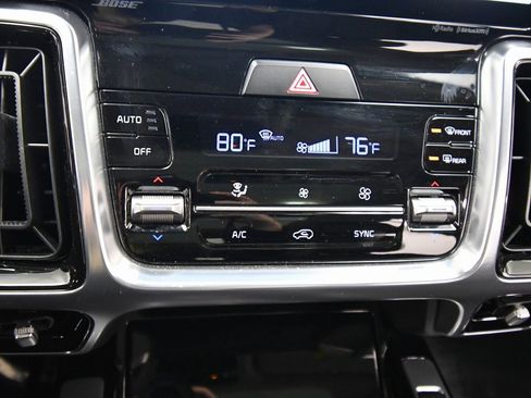 Certified 2023 Kia Sorento SX Prestige image 27