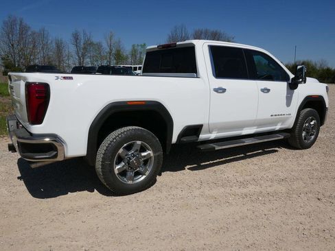 New 2026 GMC Sierra 2500 SLT w/ SLT Premium Package AWD/4WD image 5