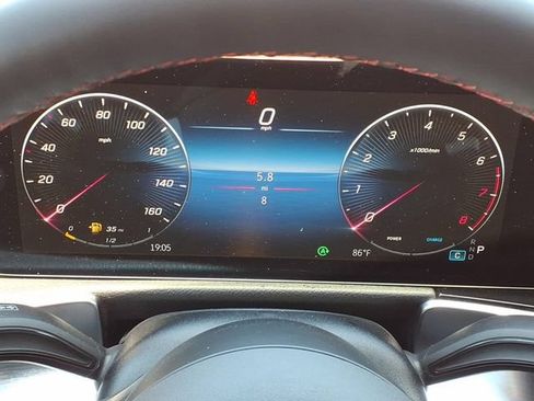New 2026 Mercedes-Benz GLB 250 image 11
