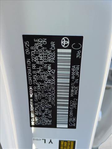 New 2026 Toyota Prius Plug-In Hybrid FWD image 29