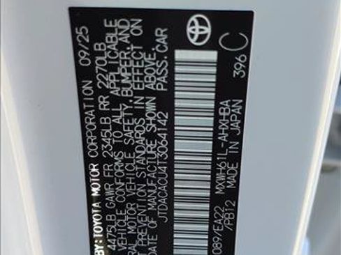 New 2026 Toyota Prius Plug-In Hybrid FWD image 29