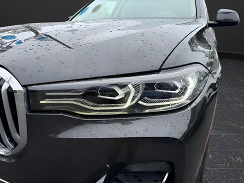 Used 2020 BMW X7 xDrive40i AWD/4WD image 29