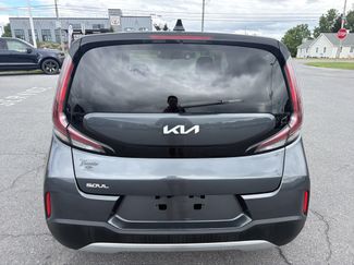 Used 2024 Kia Soul LX w/ Option Group 015 FWD video 4