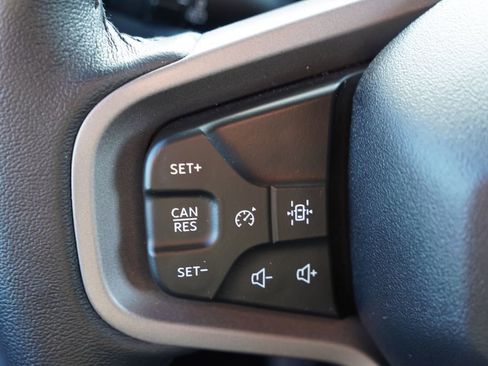 Certified 2025 Ford Bronco Big Bend w/ Black Diamond Package image 32