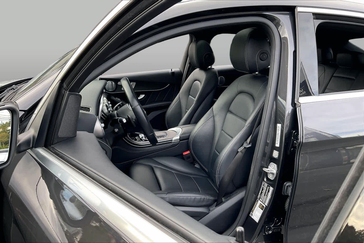 Used 2020 Mercedes-Benz GLC 300 4MATIC Coupe image 7