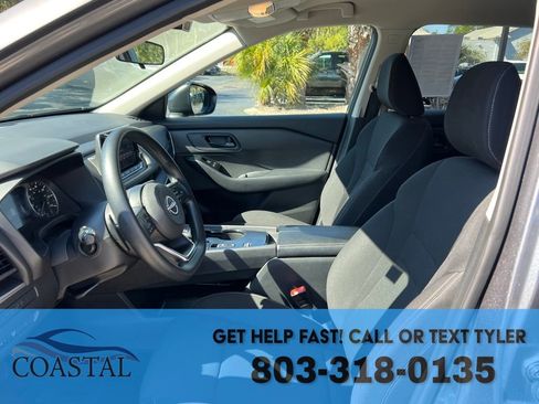 Used 2024 Nissan Rogue S image 9