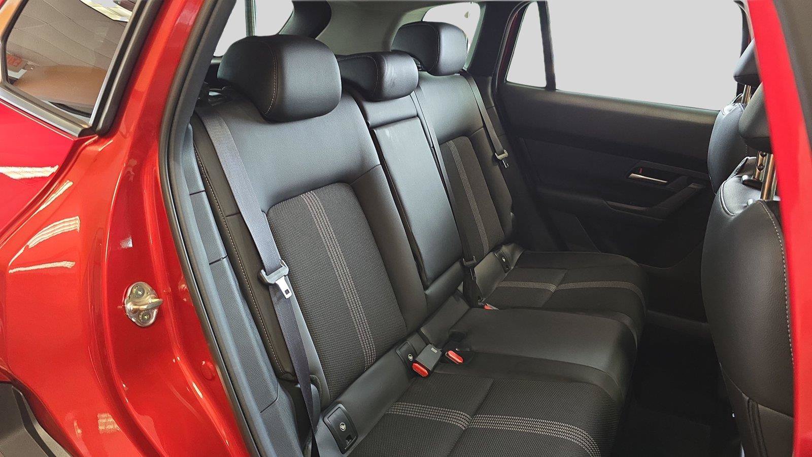 Used 2025 MAZDA CX-50 AWD 2.5 S w/ Weather Package image 17