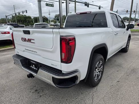 Used 2026 GMC Sierra 1500 SLT RWD image 5