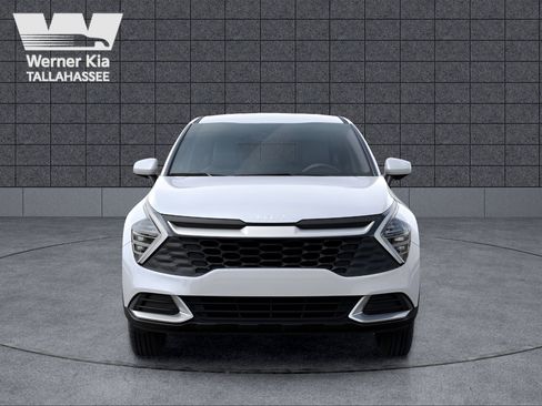 New 2025 Kia Sportage LX image 2