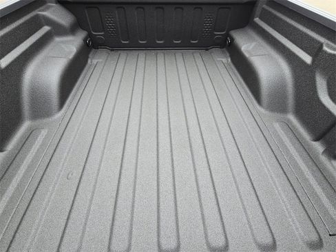 New 2025 Jeep Gladiator Sport image 13