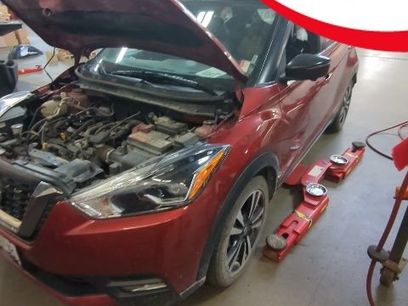 Used 2019 Nissan Kicks SR w/ SR Premium Package