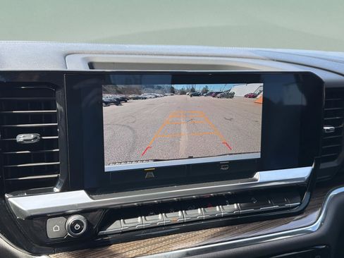 Used 2023 Chevrolet Silverado 1500 LT Trail Boss w/ Protection Package image 17