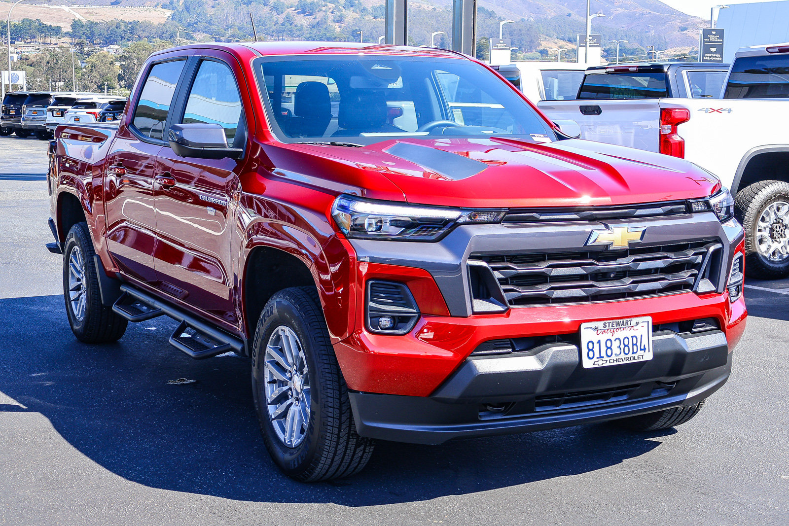 Used 2024 Chevrolet Colorado LT w/ LT Convenience Package III AWD/4WD image 19