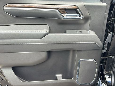 Certified 2025 Chevrolet Silverado 1500 RST RWD image 18