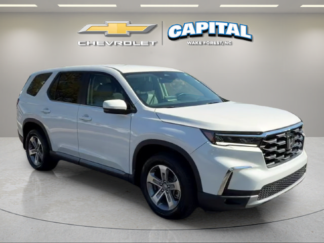 Used 2025 Honda Pilot EX-L image 8