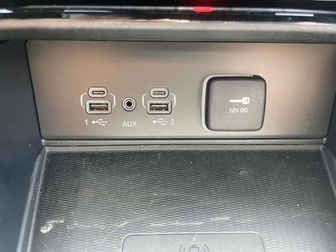 Certified 2025 Jeep Grand Cherokee Limited w/ Luxury Tech Group II AWD/4WD image 41