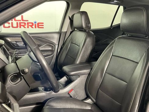 Used 2022 GMC Terrain SLT w/ Tech Package AWD/4WD image 14