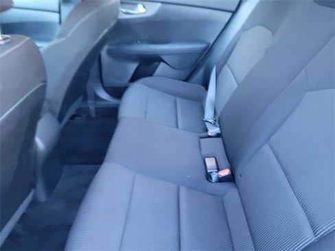 Used 2021 Kia Forte LXS image 9