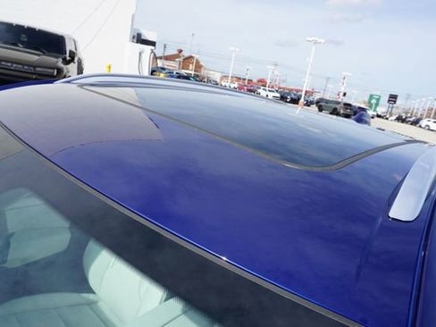 Used 2025 Buick Envision Avenir image 11