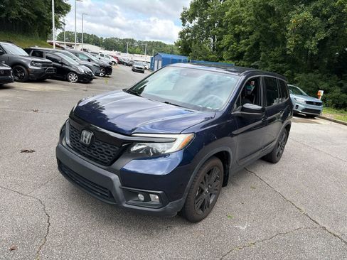 Used 2019 Honda Passport Sport image 3
