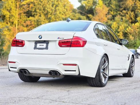 Used 2018 BMW M3 image 12