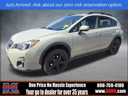 Used 2017 Subaru Crosstrek 2.0i Premium AWD/4WD image 3