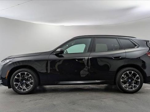 Used 2025 BMW X3 xDrive30i w/ Premium Package AWD/4WD image 3