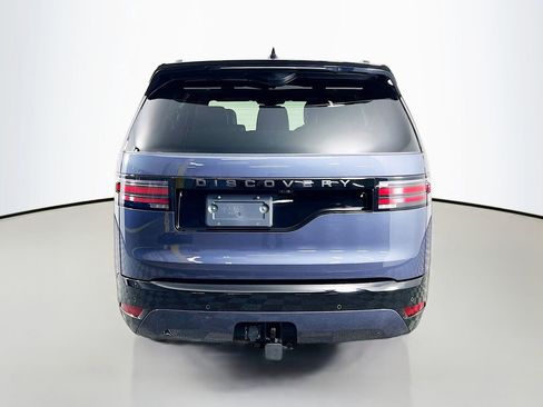 Used 2025 Land Rover Discovery Dynamic SE AWD/4WD image 6