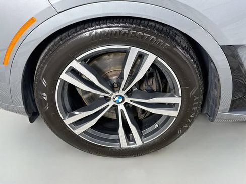 Used 2026 BMW X7 xDrive40i AWD/4WD image 33