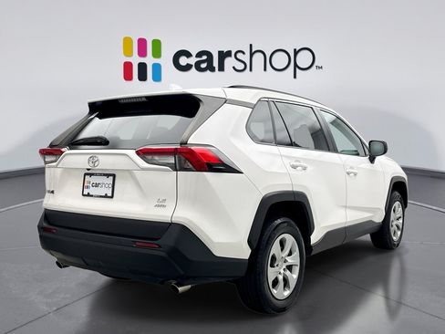 Used 2021 Toyota RAV4 LE AWD/4WD image 5