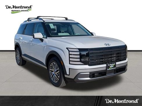 New 2026 Hyundai Palisade SEL FWD image 3