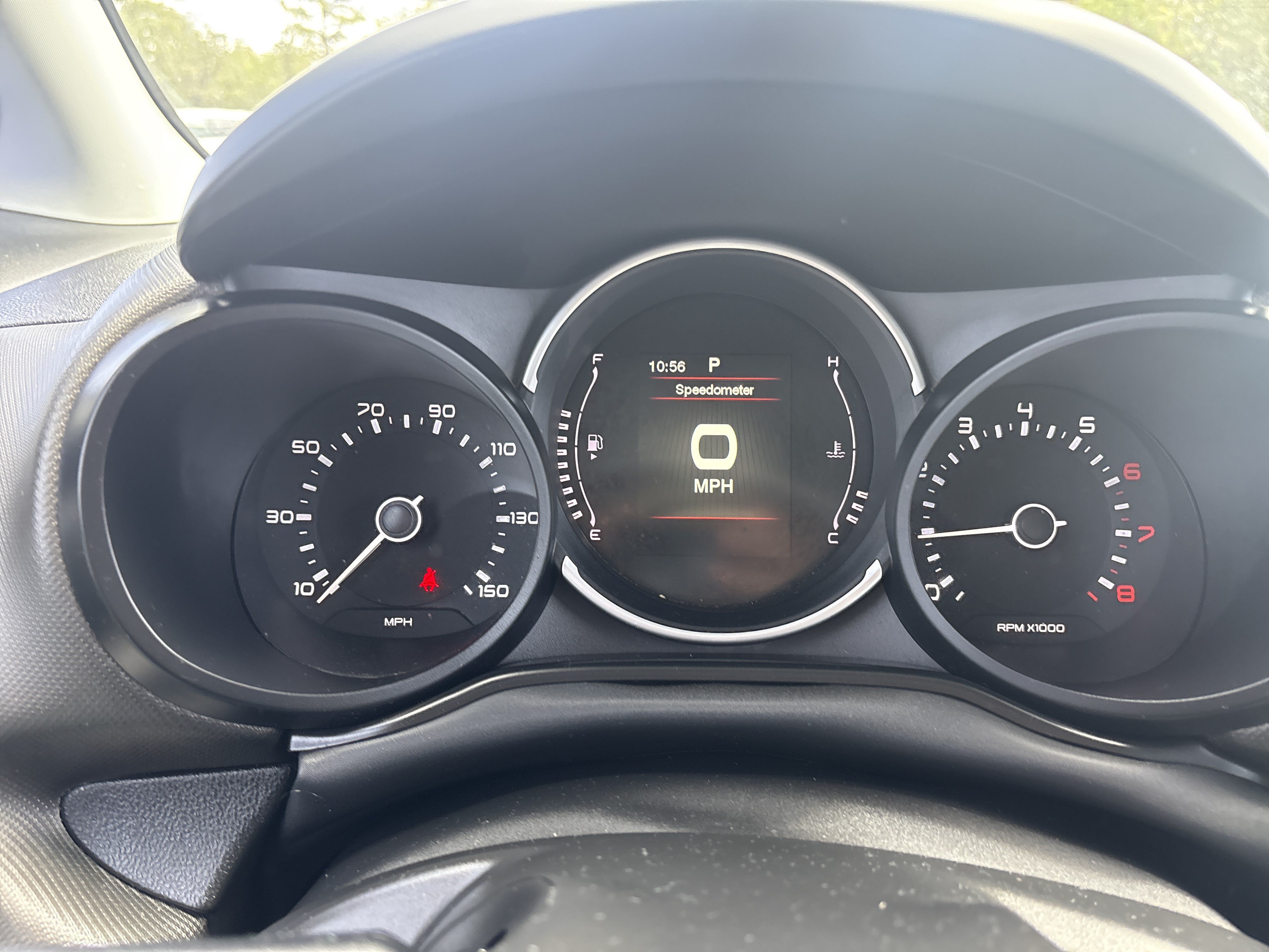 Used 2018 FIAT 500L Trekking w/ Urbana Appearance Package FWD image 19