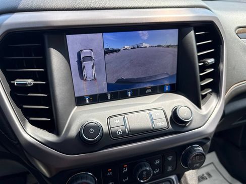 Used 2023 GMC Acadia AT4 w/ Technology Package AWD/4WD image 32