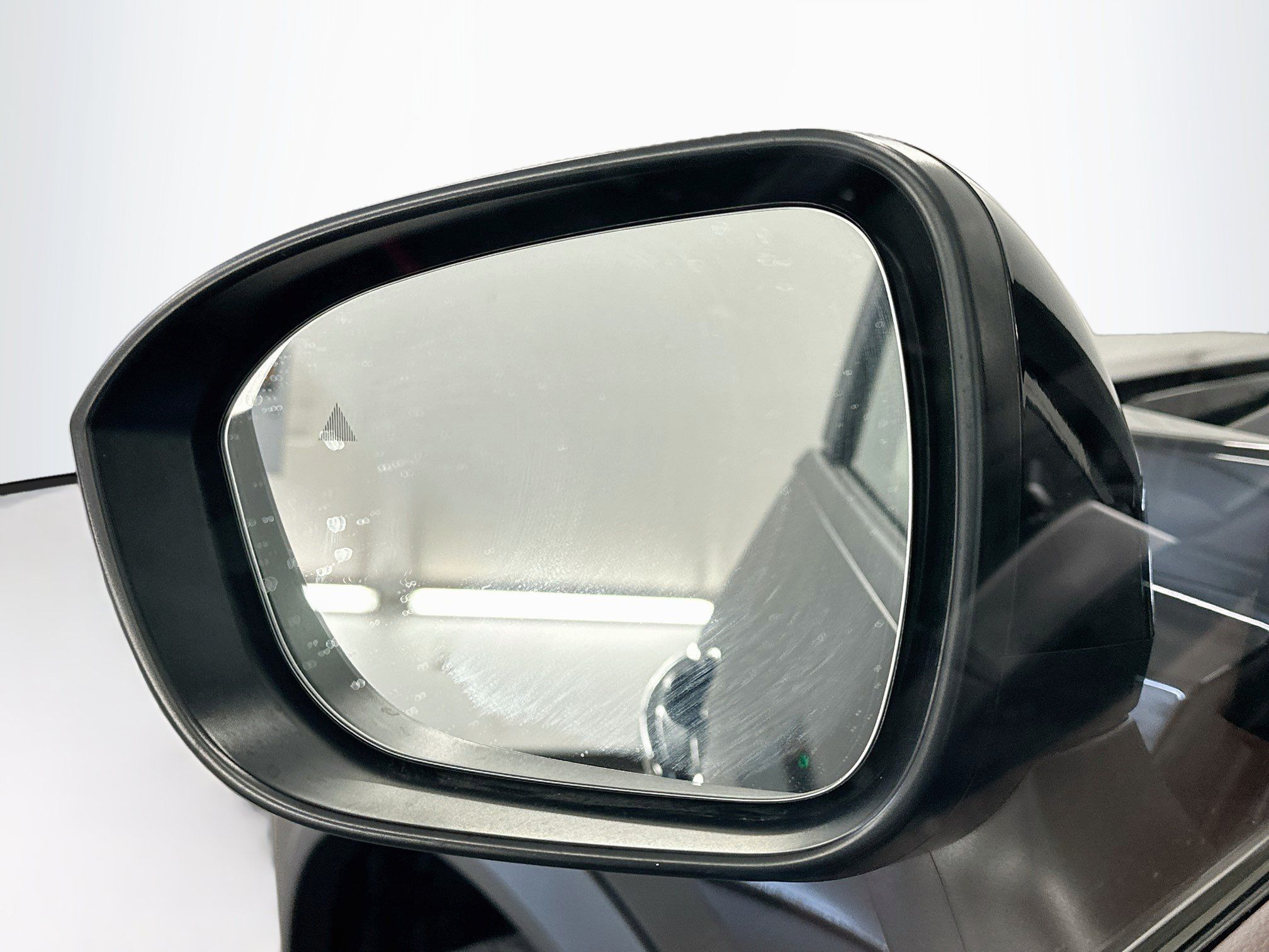Used 2023 Nissan Rogue SV AWD/4WD image 16