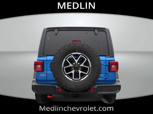 Used 2025 Jeep Wrangler Unlimited Rubicon image 6