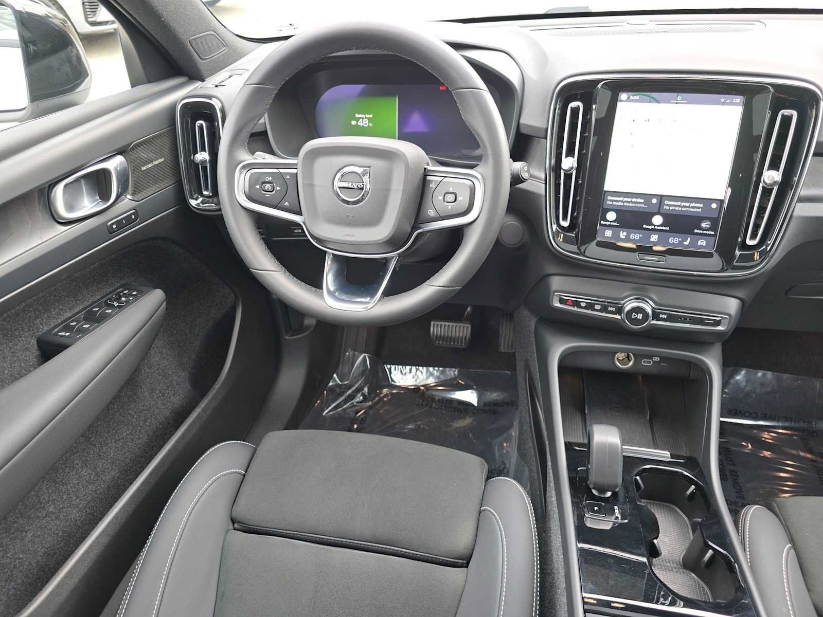 Certified 2023 Volvo XC40 Recharge Ultimate w/ Protection Package Premier AWD/4WD image 18