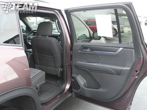 Certified 2025 GMC Acadia Elevation w/ LPO, Floor Liner Package image 23