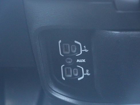 Used 2022 RAM 3500 Big Horn AWD/4WD image 26