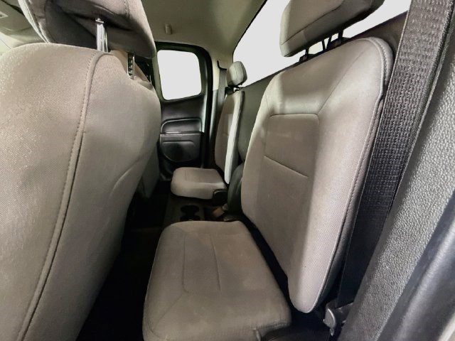 Used 2022 Chevrolet Colorado W/T RWD image 21