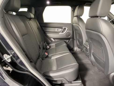 Used 2019 Land Rover Discovery Sport SE AWD/4WD image 29