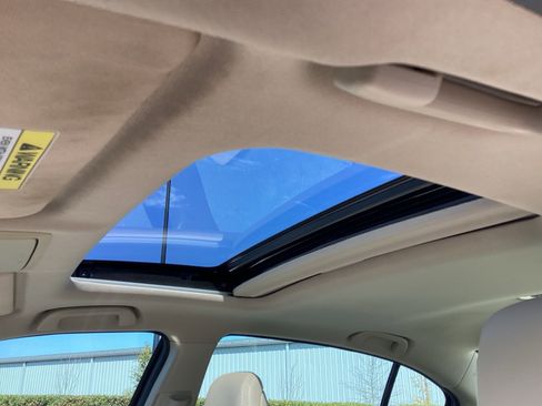 Used 2015 Honda Accord EX-L image 8