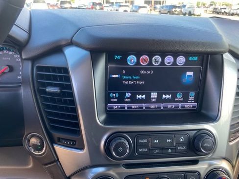 Used 2018 Chevrolet Tahoe Premier RWD image 21
